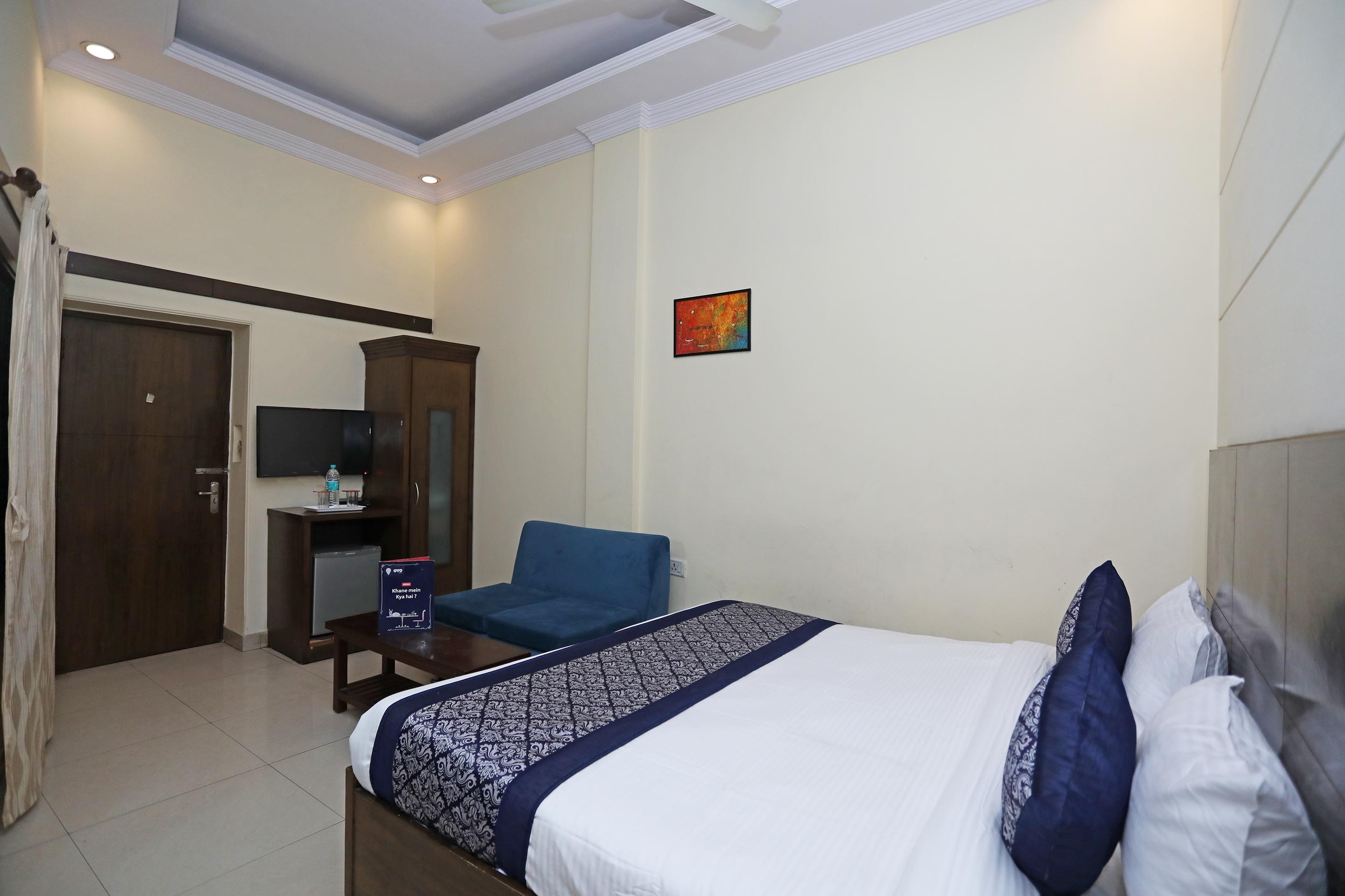 Capital O 10750 Hotel Vivek New Delhi Exteriör bild