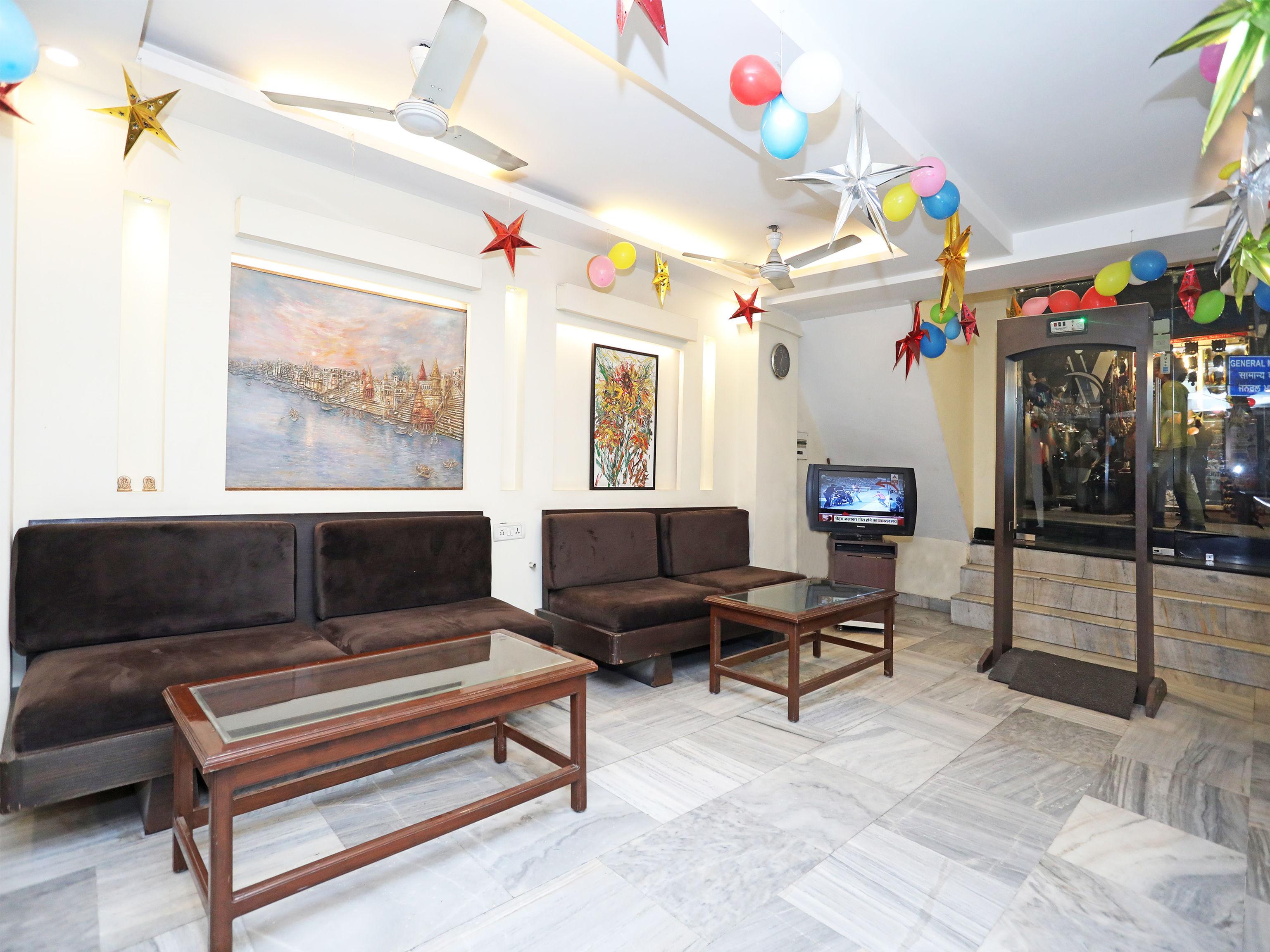 Capital O 10750 Hotel Vivek New Delhi Exteriör bild